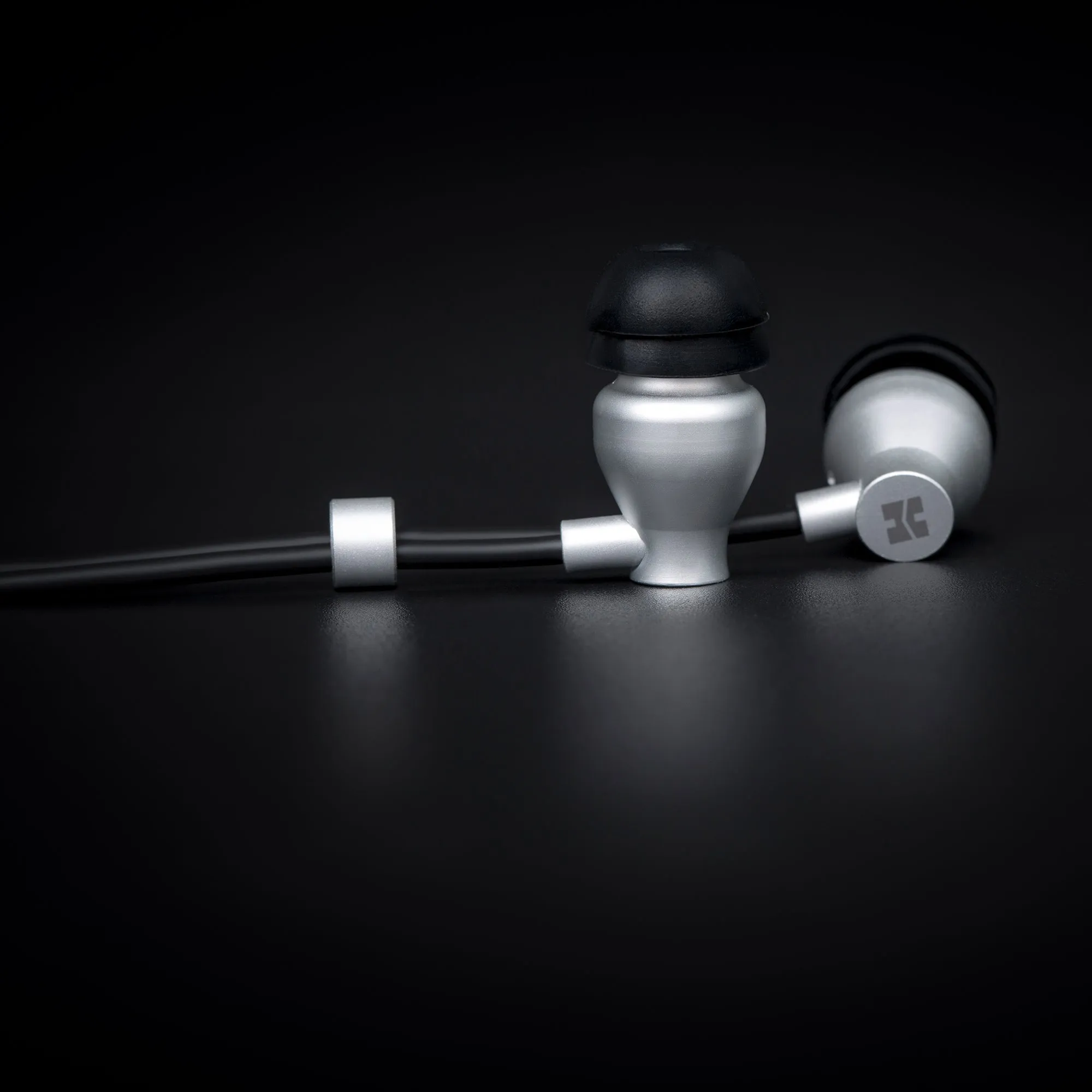 HIFIMAN RE-800 In-Ear Headphones