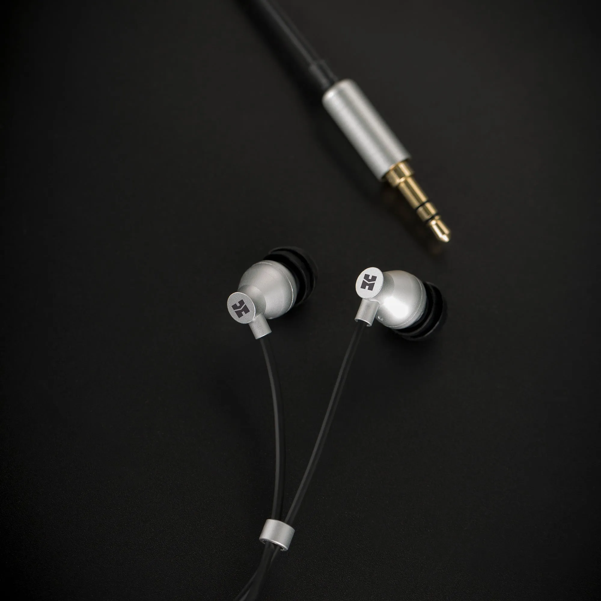 HIFIMAN RE-800 In-Ear Headphones