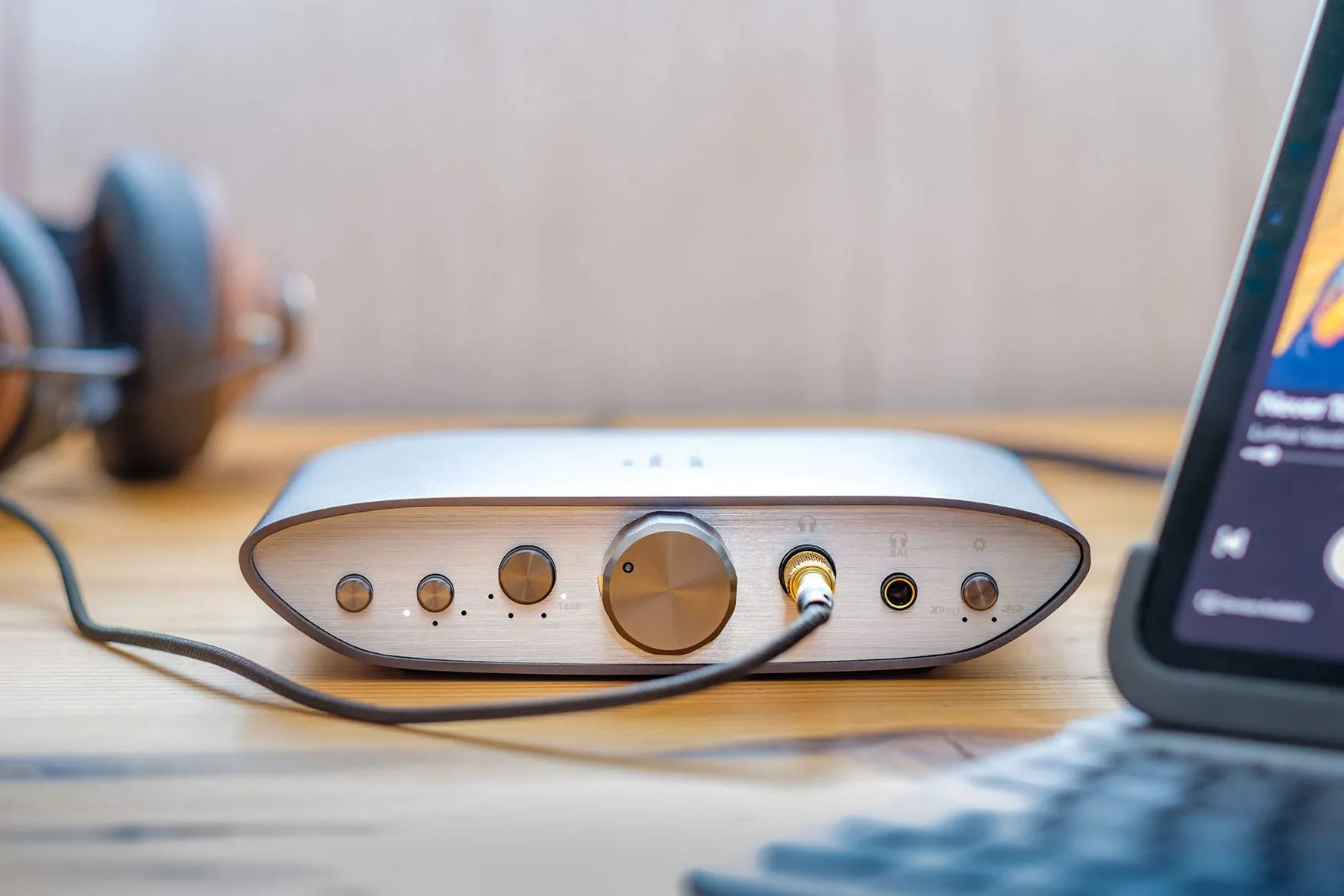 ifi Audio ZEN CAN headphone amp