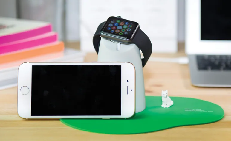 Thecoopidea Mount for Apple Watch Dock and Mobile Phone Stand